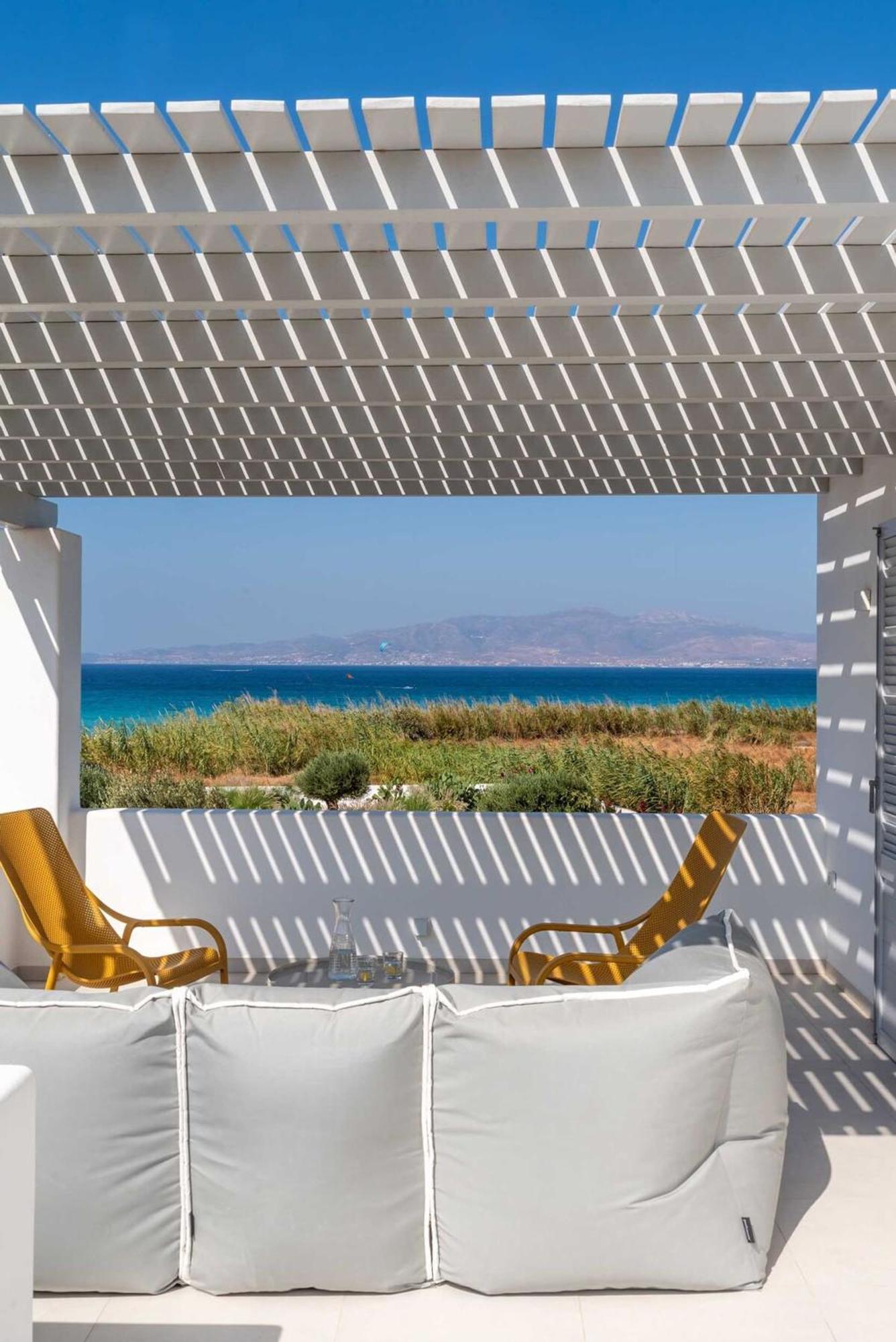 Villa Aura - Beachfront Villa With Private Pool Kastraki  Екстер'єр фото